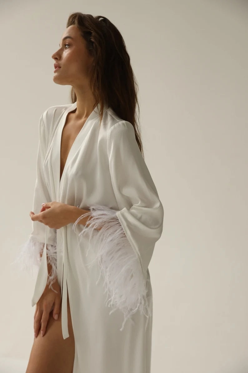 Pyjama long blanc à plumes